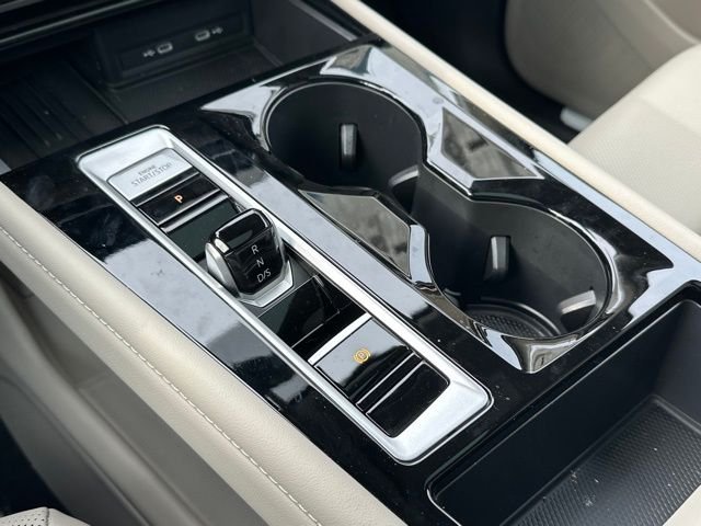 2026 Volkswagen Atlas SE w/Tech - Photo 35