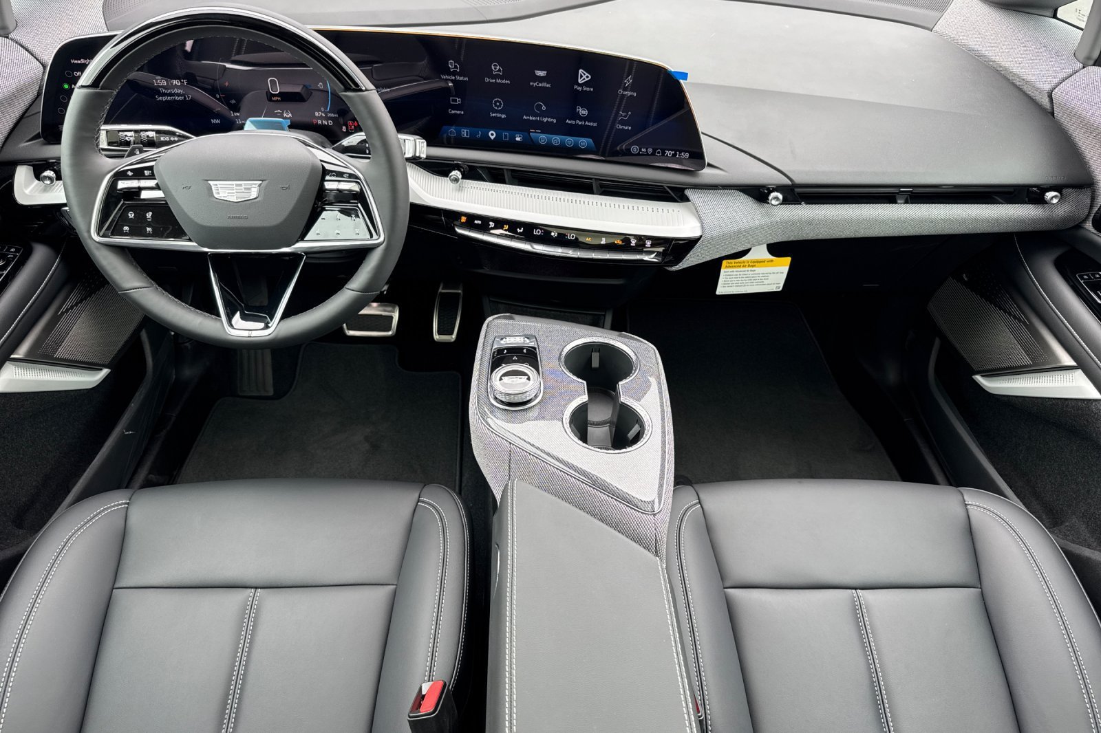 New 2027 Vibrant White Tricoat Cadillac Sport image 13