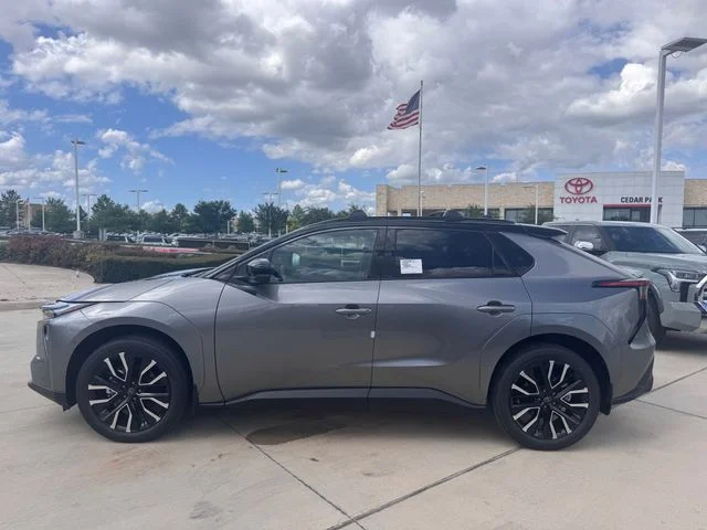 New 2026 Heavy Metal with Midnight Black Metallic roof Toyota Limited image 6
