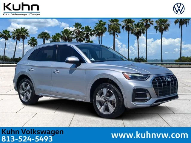 2023 Audi Q5 40 Premium's photo