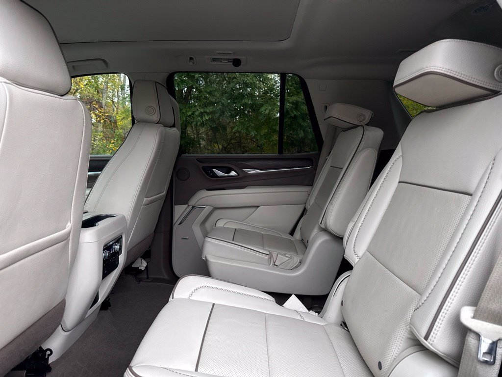 Used 2022 White GMC Denali image 12
