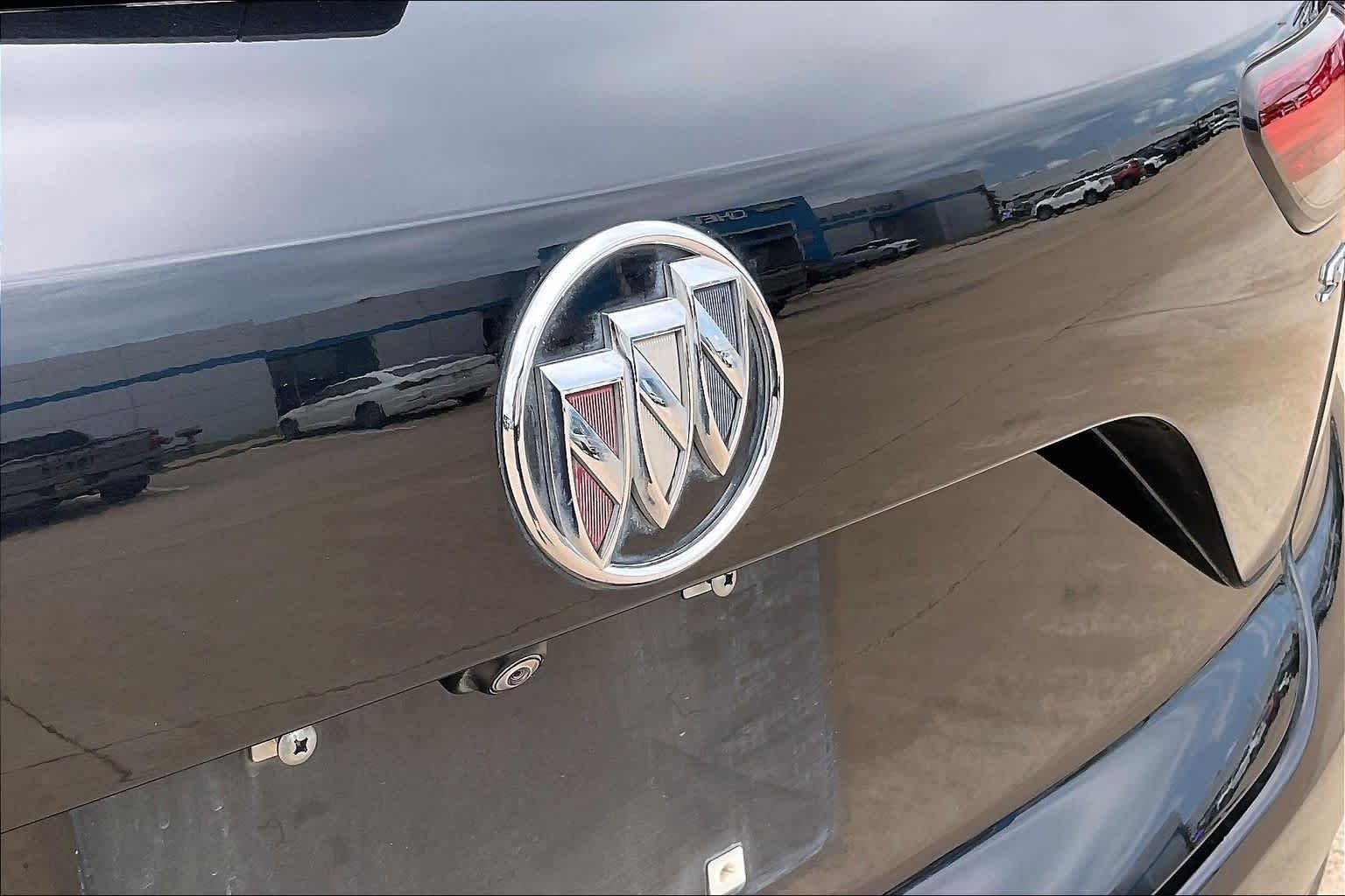 Used 2023 Ebony Twilight Metallic Buick Essence image 29