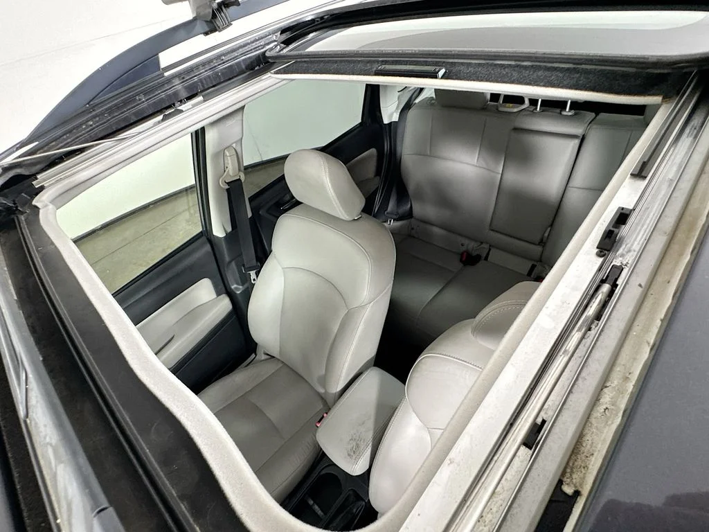 Used 2014 Gray Subaru 2.5i Touring image 26