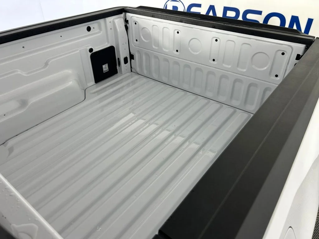New 2026 Oxford White Ford XL image 10