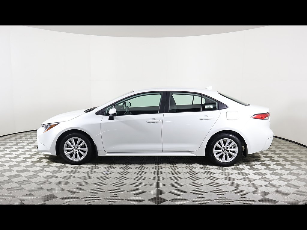 Certified Used 2026 Wind Chill Pearl Toyota LE image 3