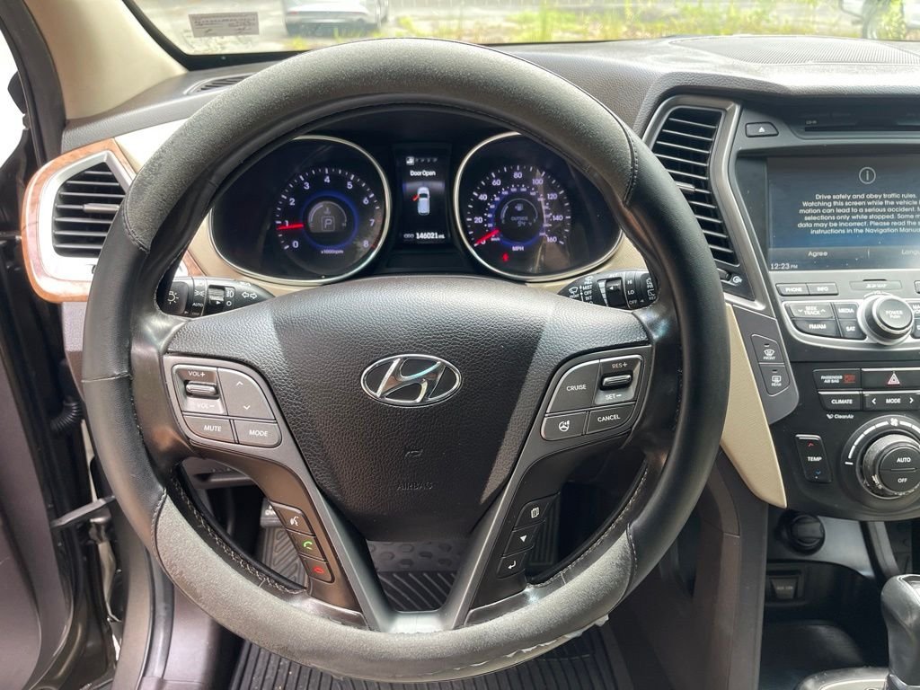Used 2014 Brown Hyundai Base image 13
