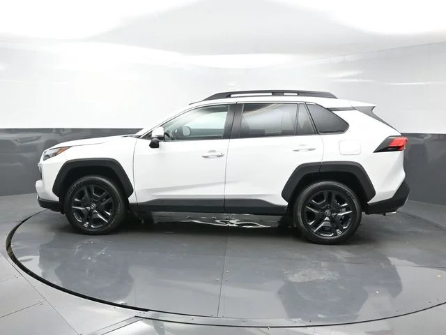 Used 2022 White Toyota Adventure image 4