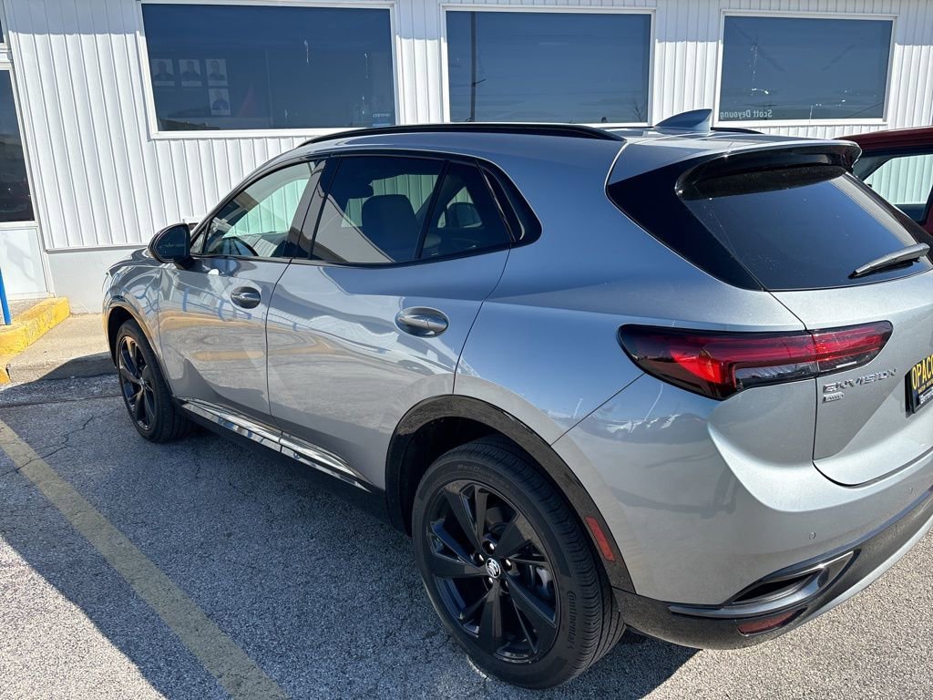 2023 Buick Envision Essence AWD's photo