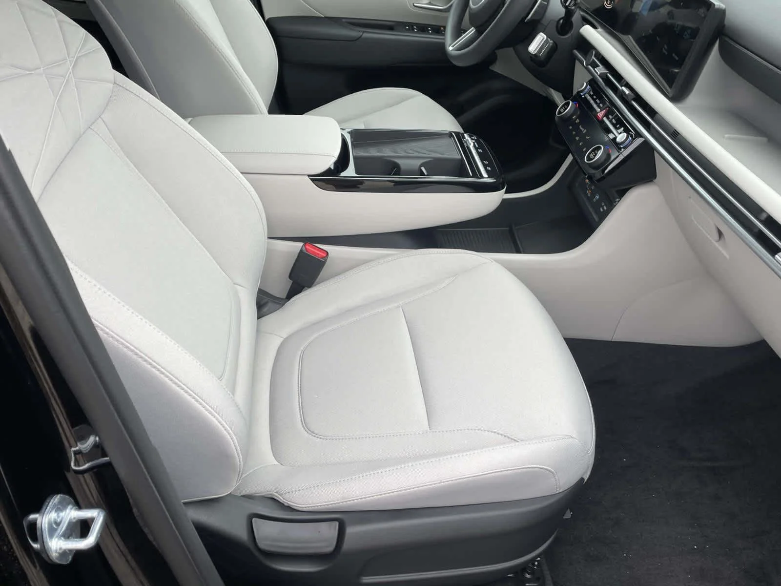 New 2026 Ash Black Hyundai SEL image 21