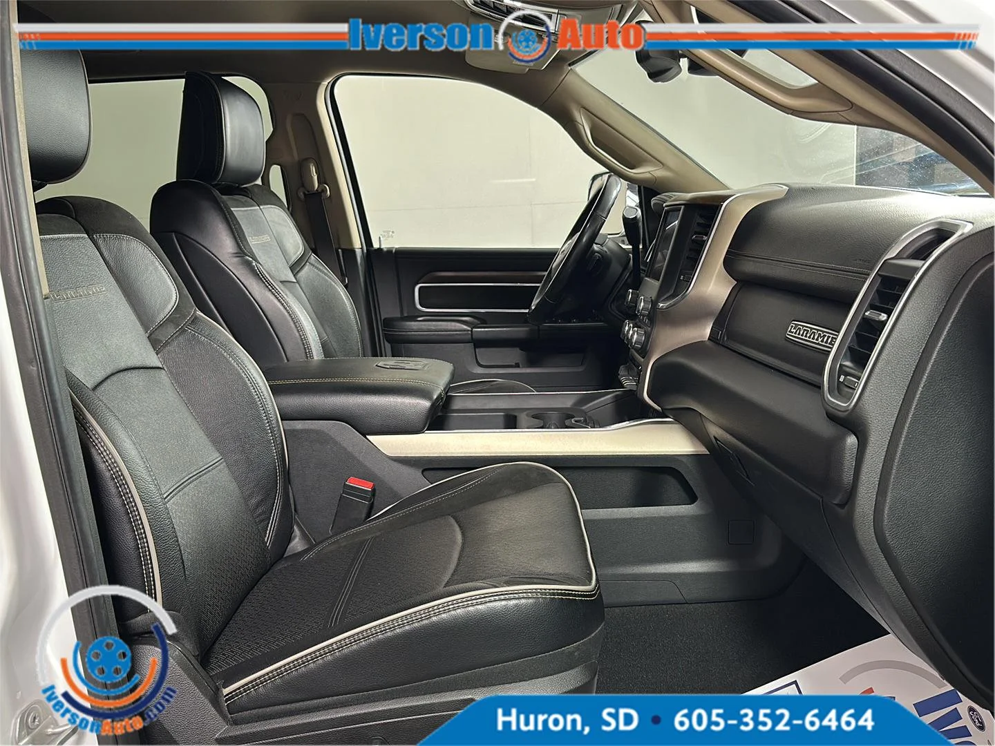 Used 2022 Bright White Clearcoat Ram Laramie image 26