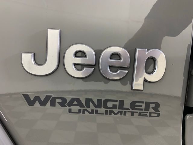 Used 2021 Gray Jeep Unlimited Sahara image 36