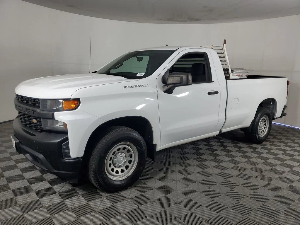 Used 2020 White Chevrolet WT image 9