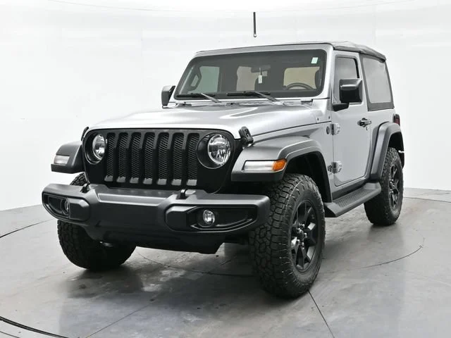 Used 2020 Billet Silver Metallic Clearcoat Jeep Willys Sport image 3