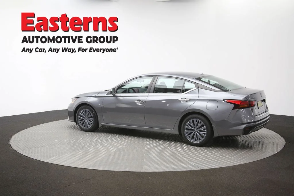 Used 2023 Gray Nissan 2.5 SV image 62
