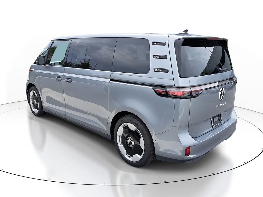 New 2025 Silver Volkswagen Pro S image 3
