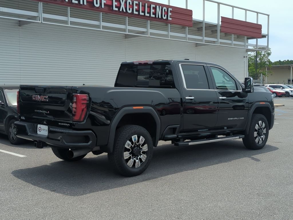 Used 2025 Black GMC Denali image 6