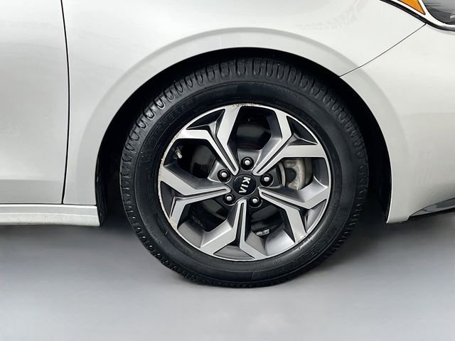 2021 Kia Forte LXS - Photo 31