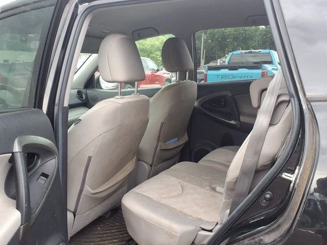 Used 2011 Black Toyota Base image 18