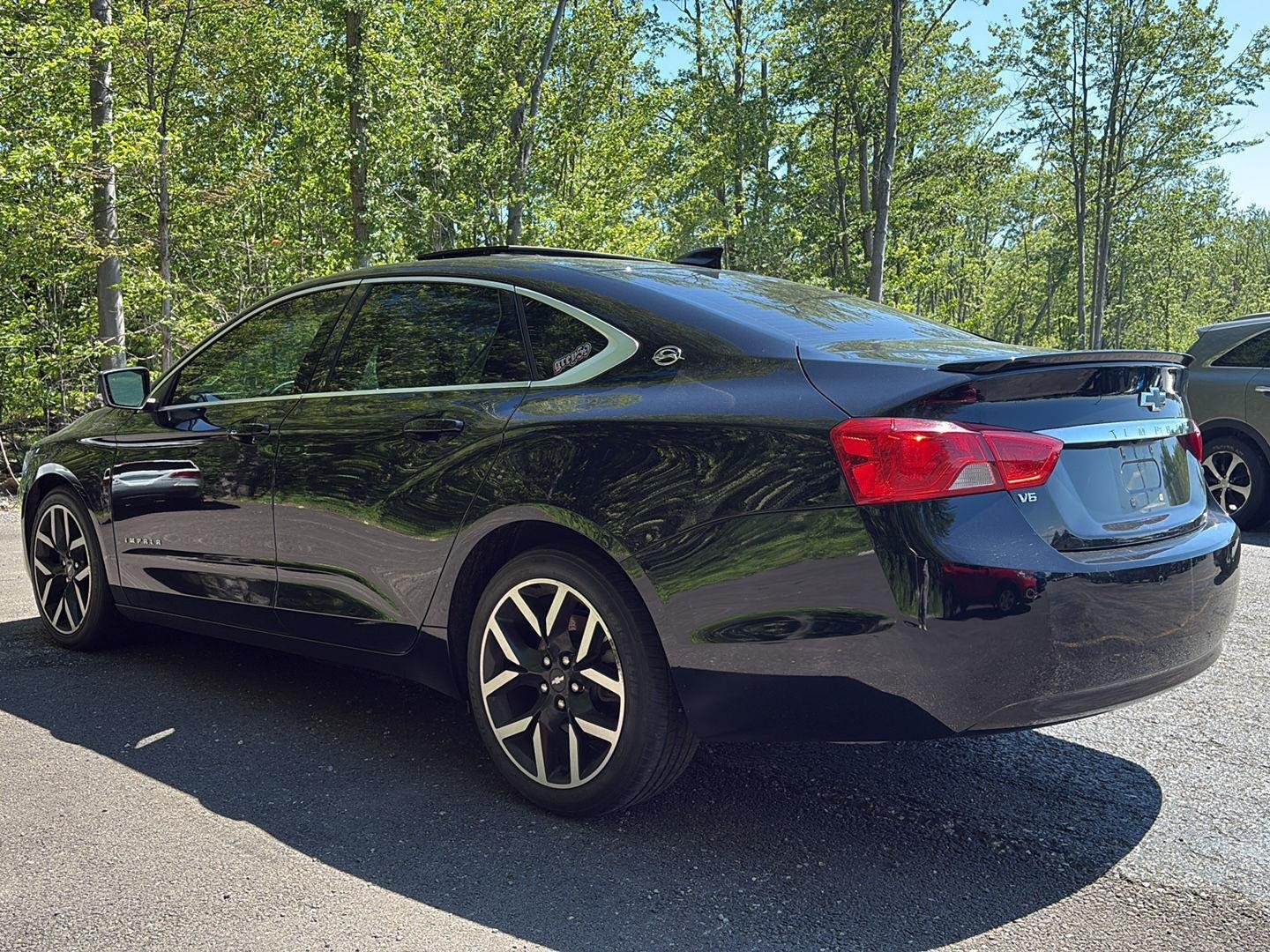 Used 2016 Black Chevrolet LT image 5