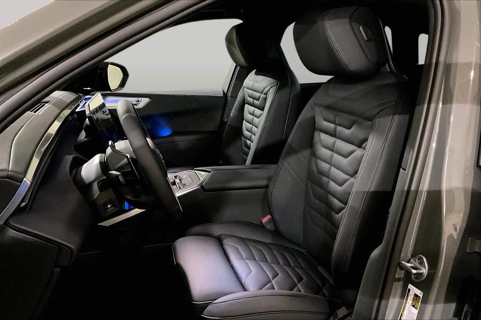 New 2027 Grey Pine Metallic BMW 40 xDrive image 13