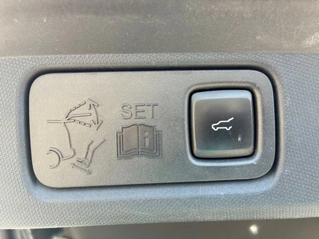 Certified Used 2023 Star White Ford Premium image 12
