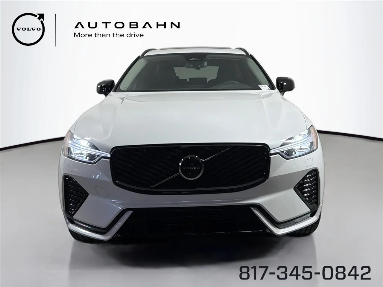 2026 Volvo XC60 B5 Plus Dark AWD's photo