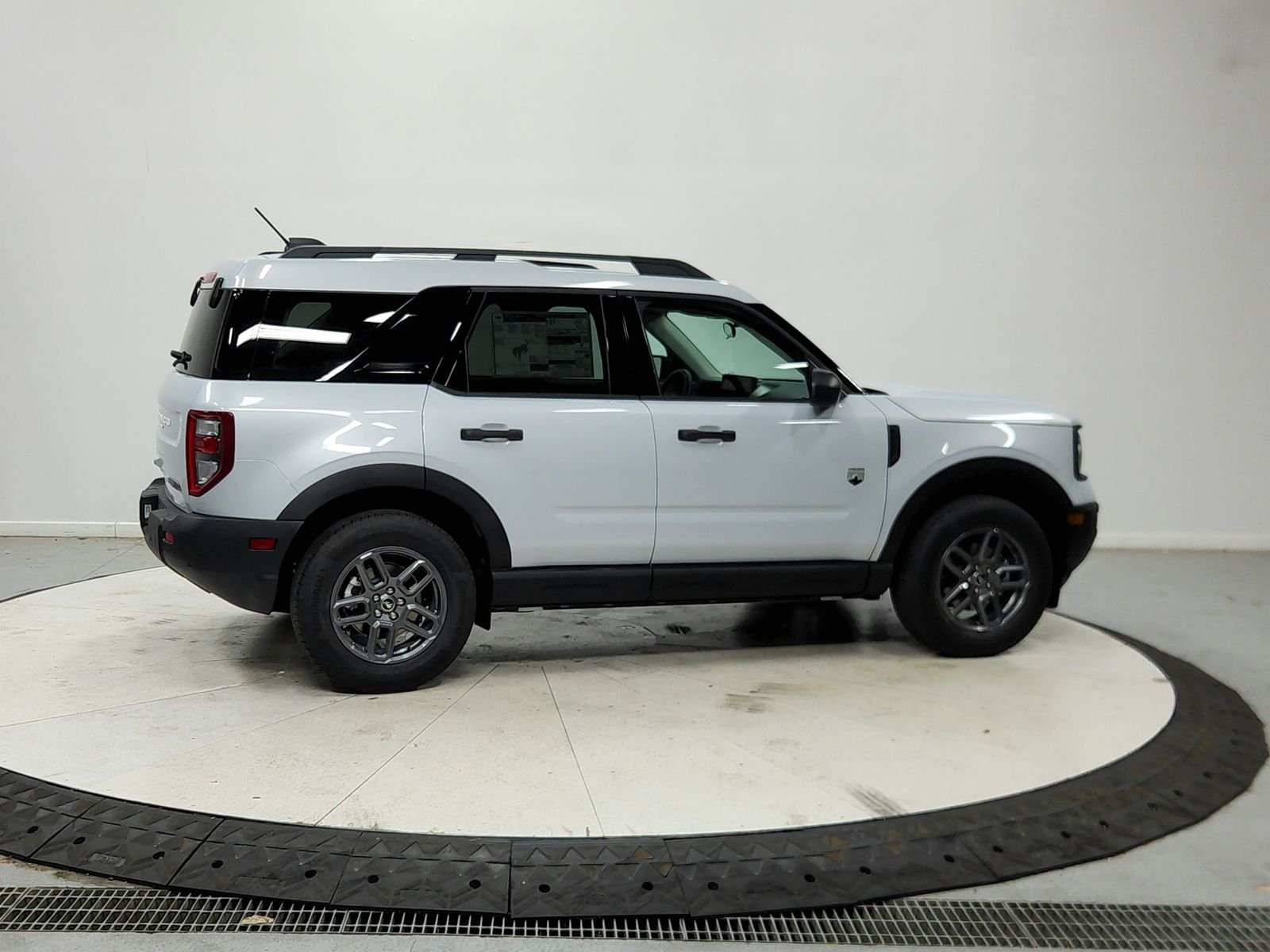 New 2026 Space White Metallic Ford Big Bend® image 9