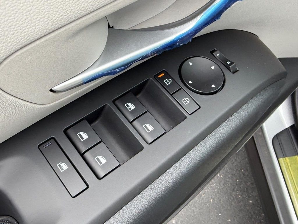 2026 Hyundai Tucson Blue SE - Photo 10