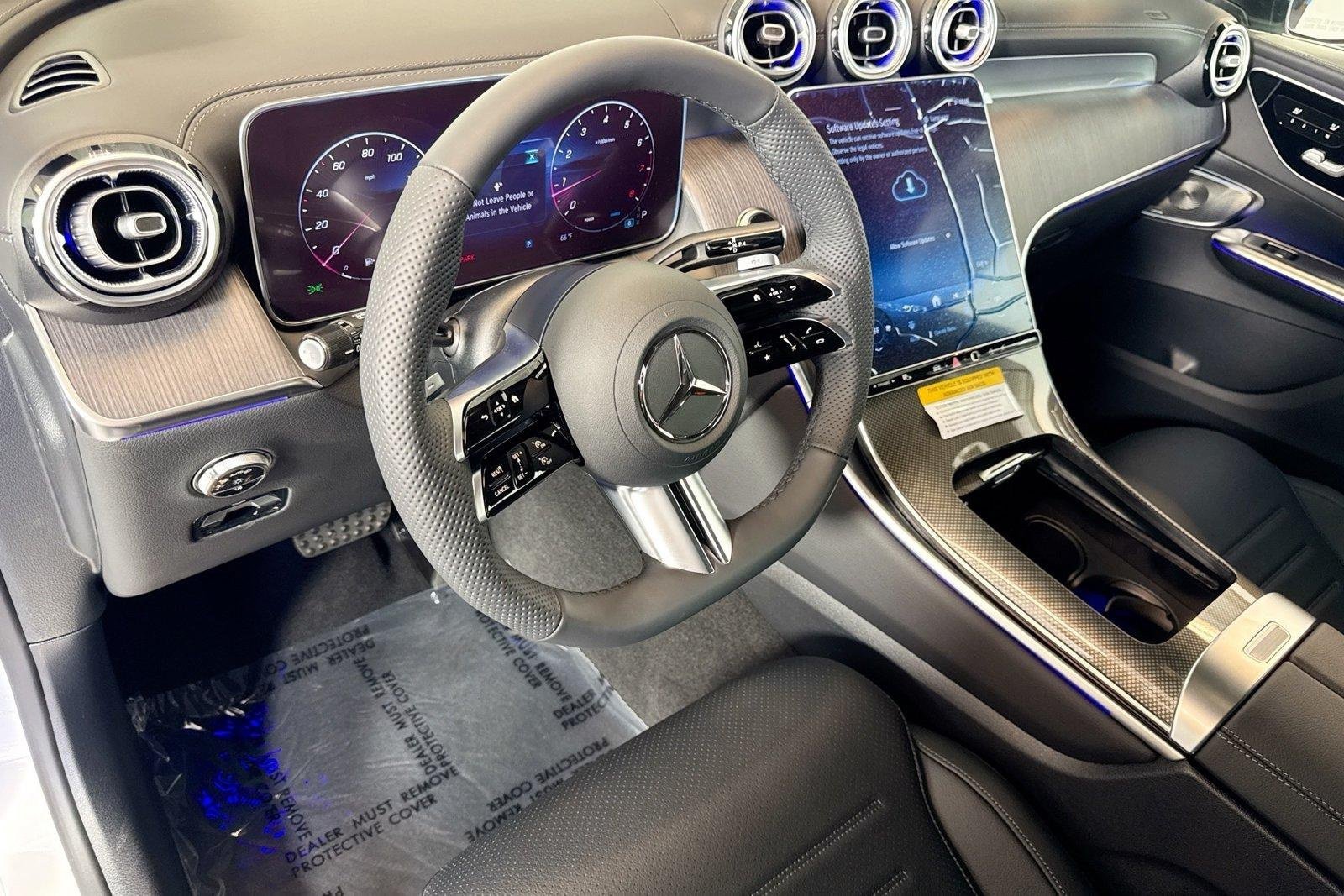 New 2026 Polar White Mercedes-Benz GLC 300 image 9