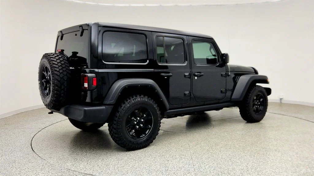 Used 2022 Black Clearcoat Jeep Unlimited Willys 4x4 w/ Sky One-Touch Top & Alpine Audio image 5