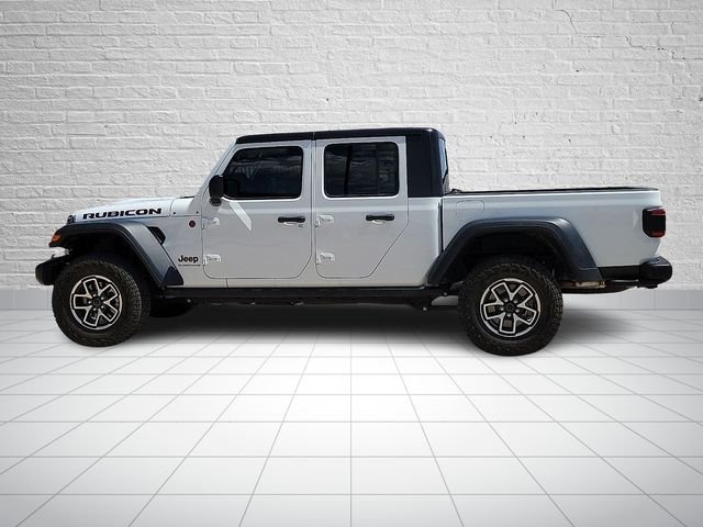 Used 2025 White Jeep Rubicon image 2