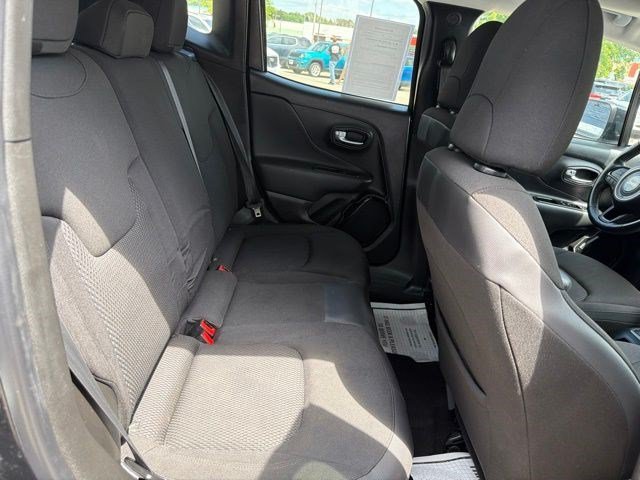Used 2018 Black Jeep Altitude image 18