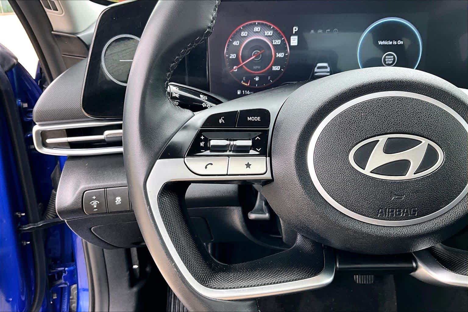 Used 2025 Intense Blue Hyundai SEL Convenience image 24
