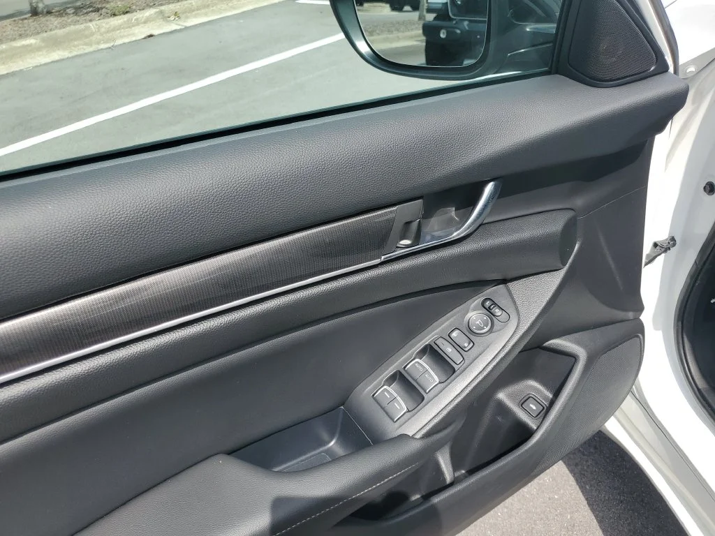 Used 2022 White Honda Sport image 10