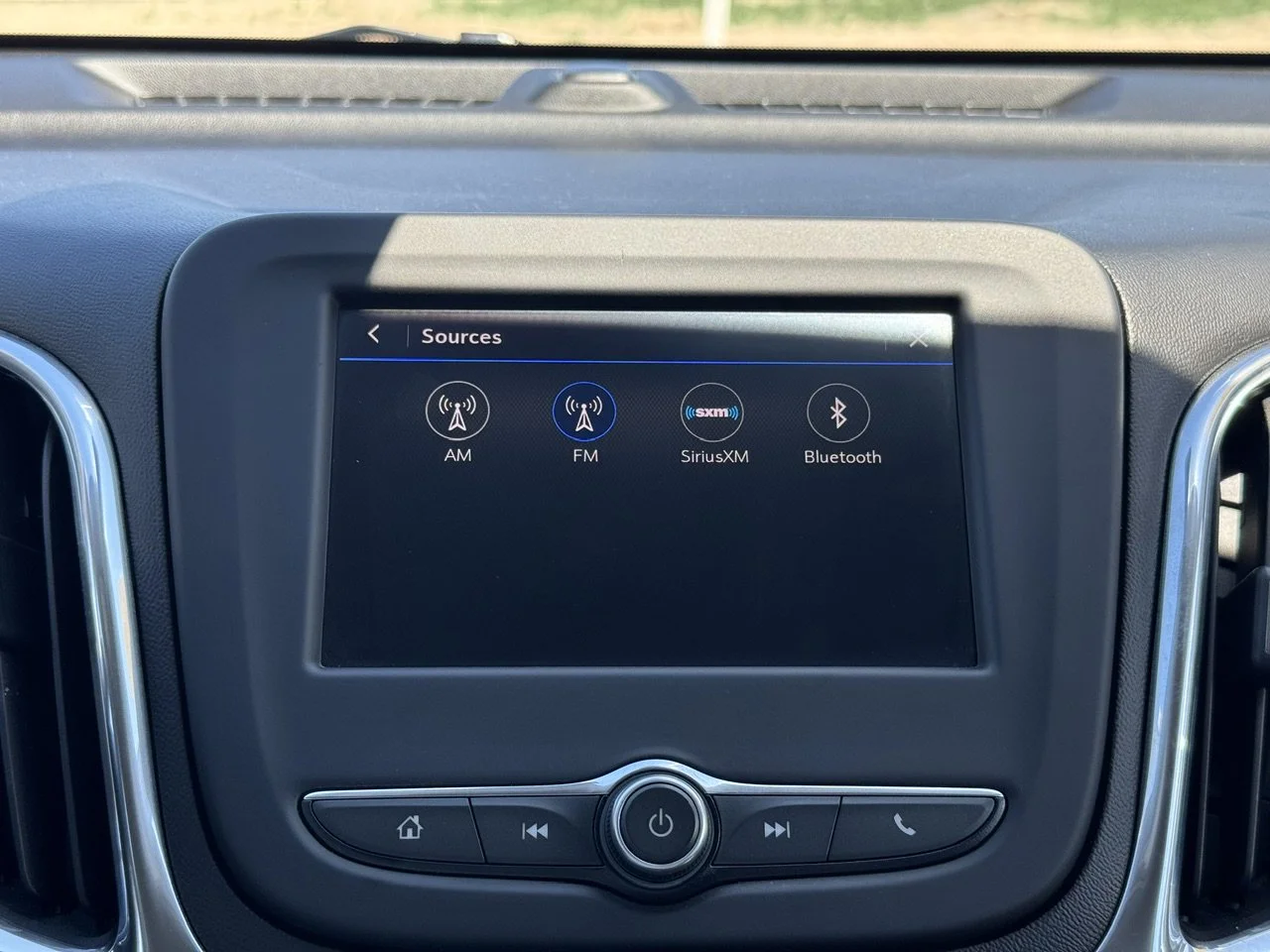Used 2020 Mosaic Black Metallic Chevrolet LT image 18