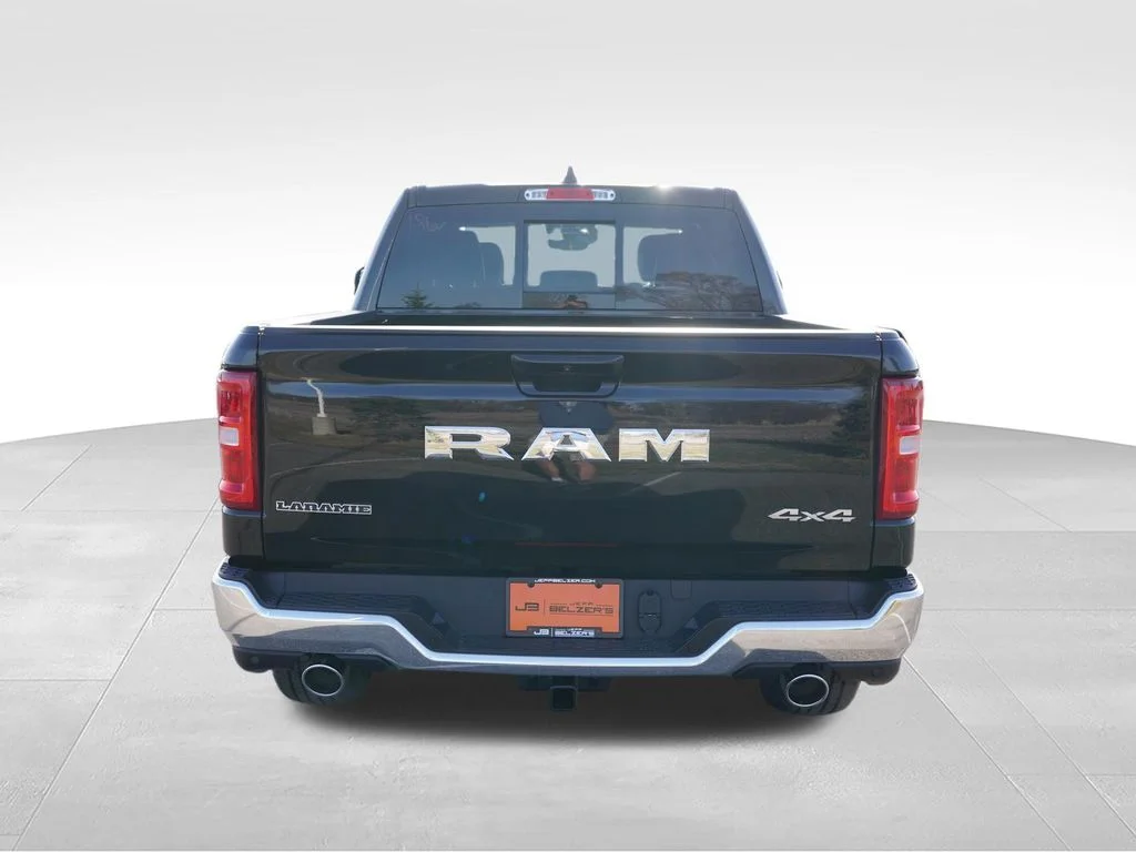 New 2026 Diamond Black Crystal Pearl-Coat Exterior Paint RAM Laramie image 5