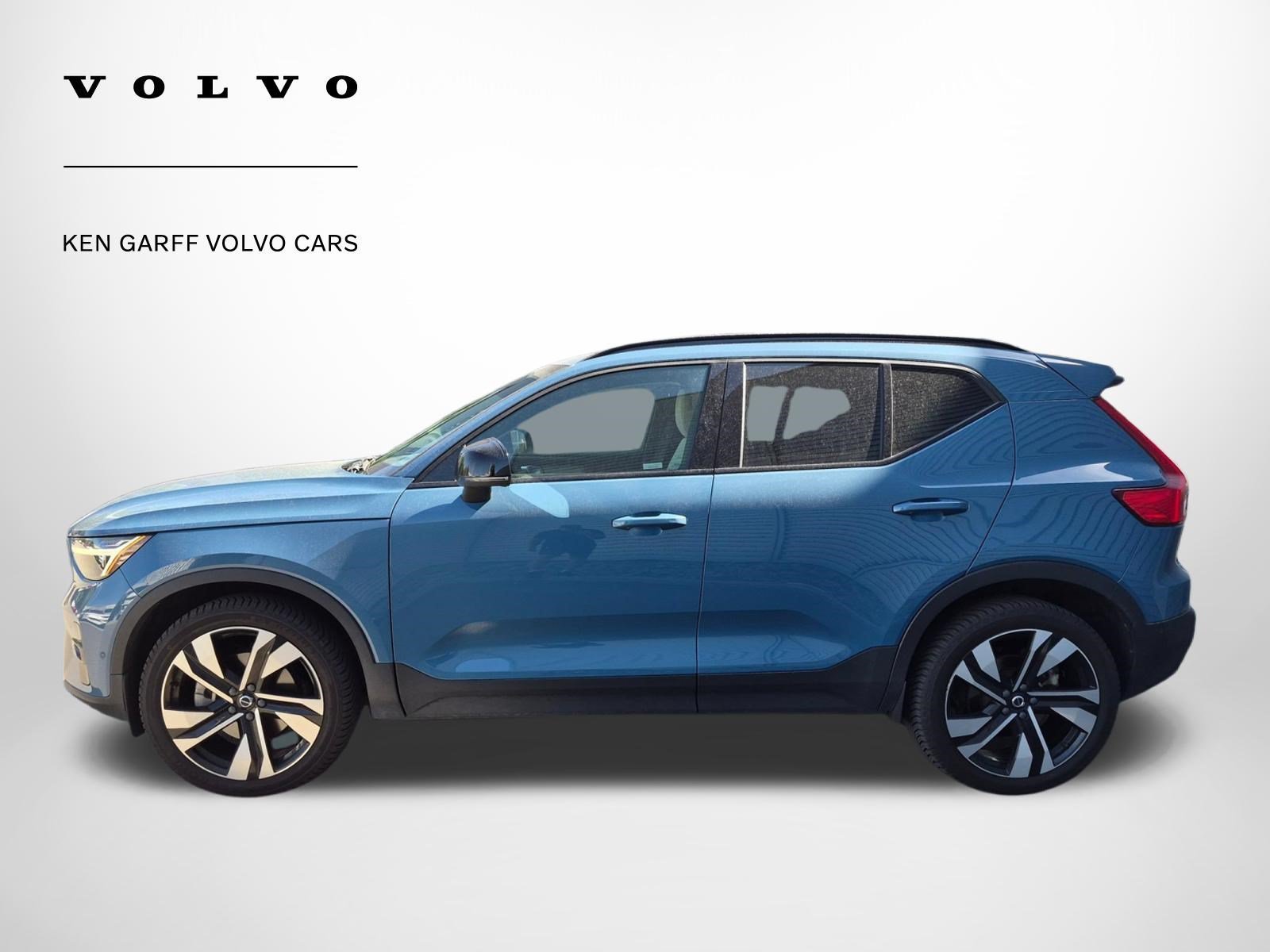 Certified Used 2023 Fjord Blue Volvo Plus Dark Theme image 7