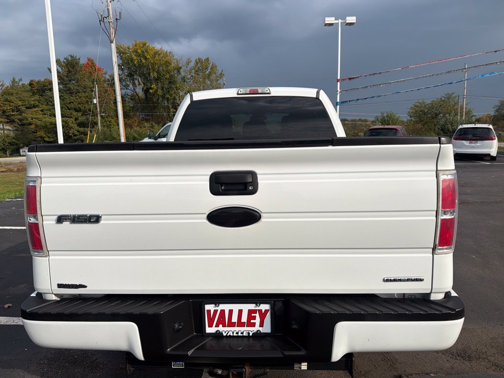 Used 2012 White Ford XLT image 7