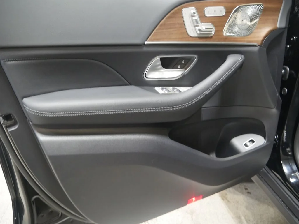 New 2026 Black Mercedes-Benz GLE 350 image 57