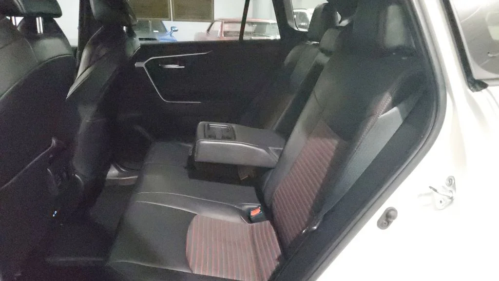 Used 2022 White Toyota XSE image 15