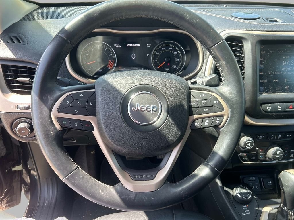 Used 2015 Black Jeep Limited image 21
