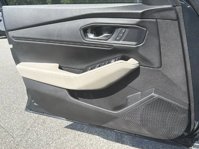 Used 2024  Honda Touring image 30