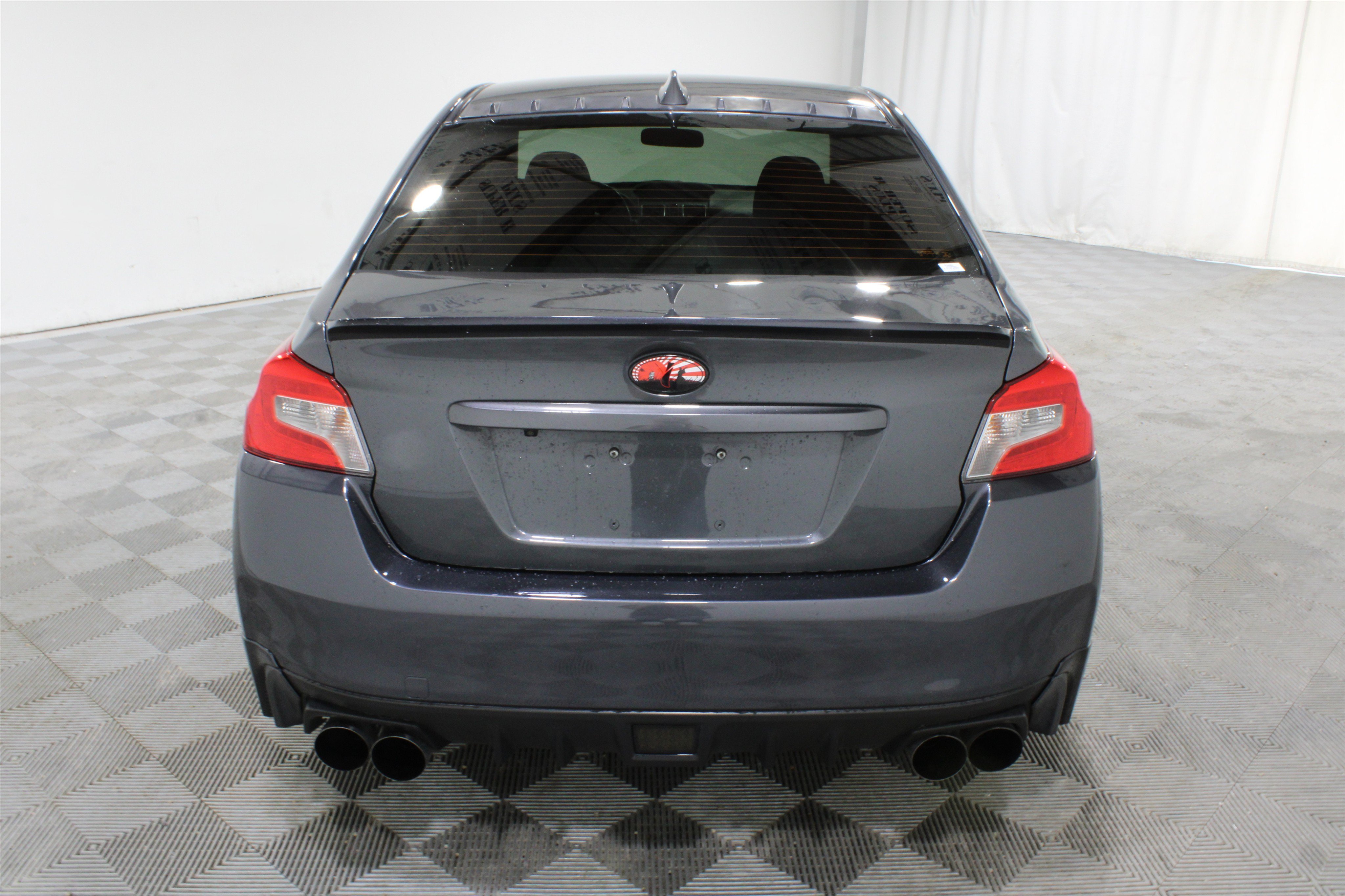 Used 2020 Magnetite Gray Metallic Subaru Premium image 27