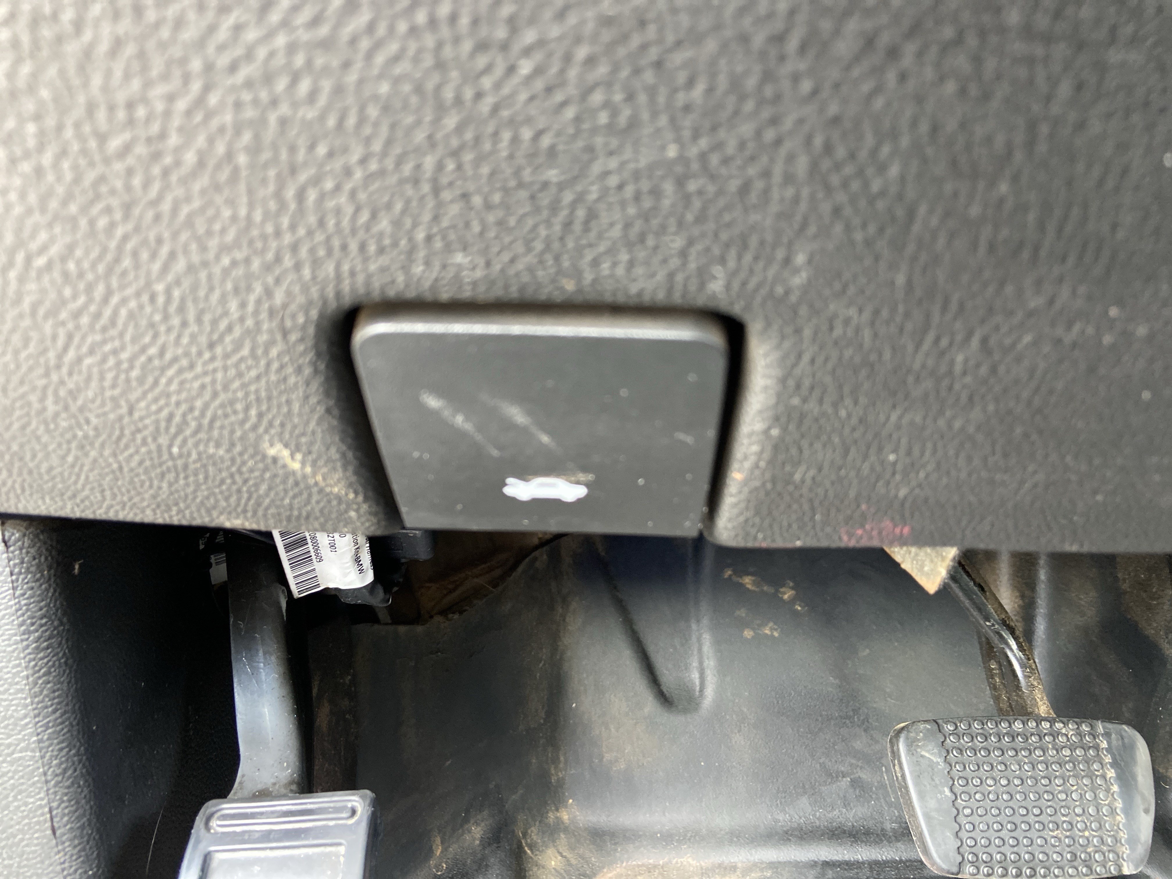 Used 2022 Summit White Chevrolet 2WD LT image 45