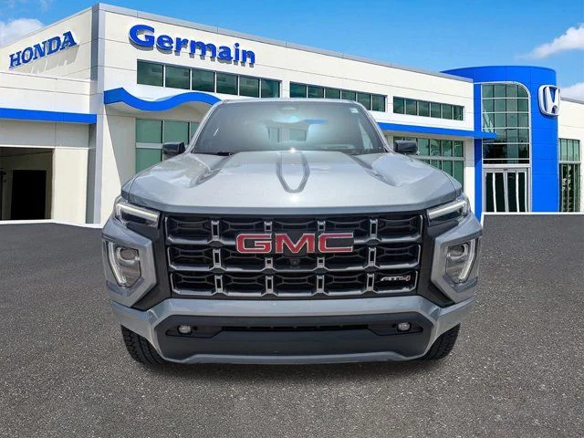 2025 GMC Canyon AT4 - Photo 9