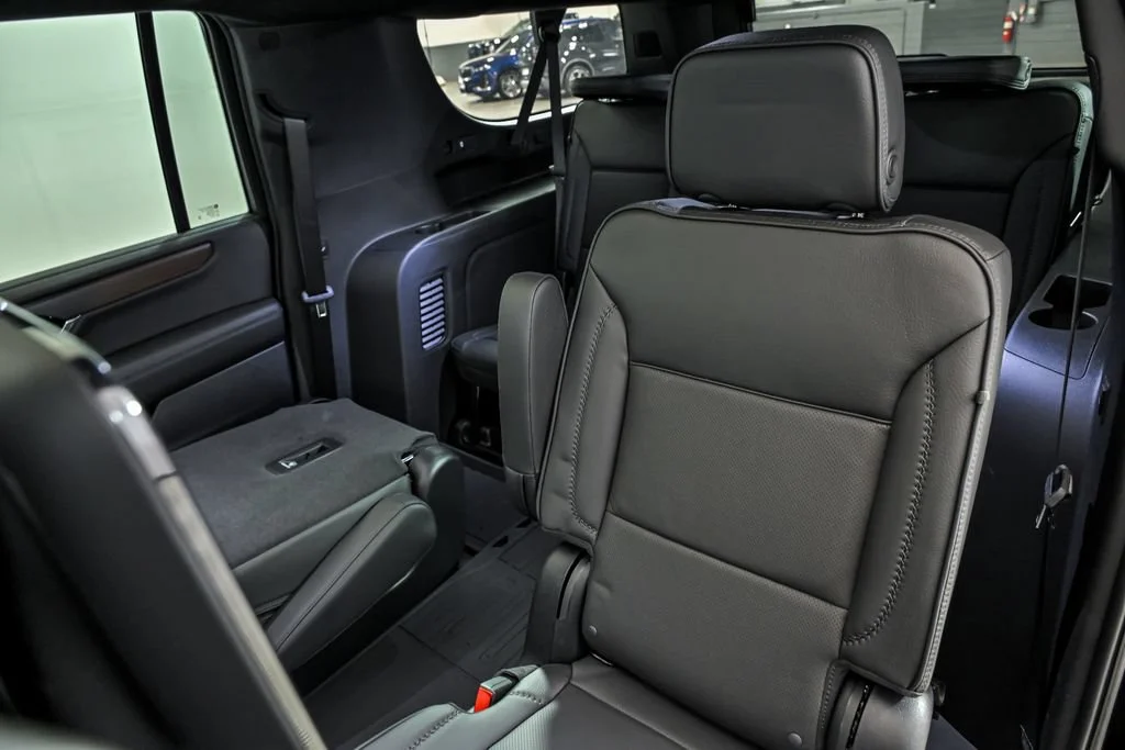 2026 GMC Yukon XL Denali - Photo 12