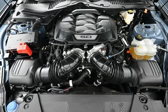 Certified Used 2025 Blue Ford GT Premium image 30