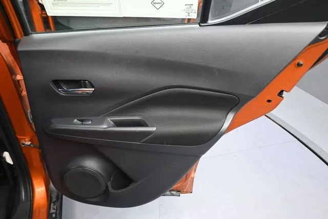Used 2022 Orange Nissan SV image 22