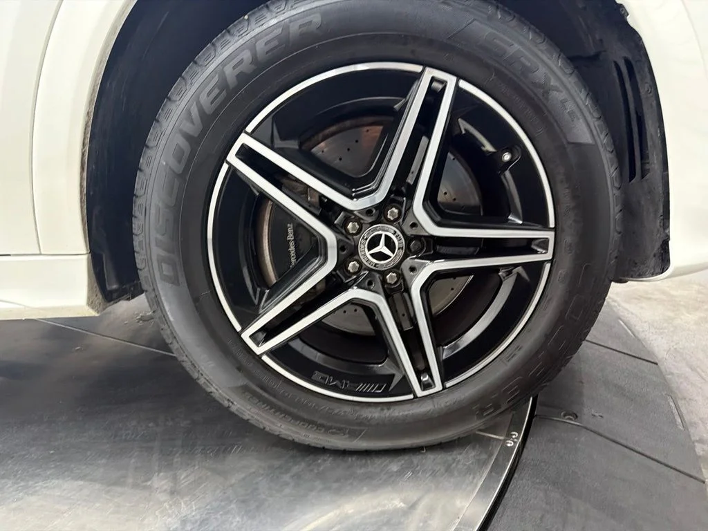 Certified Used 2024 White Mercedes-Benz GLE 450 image 10