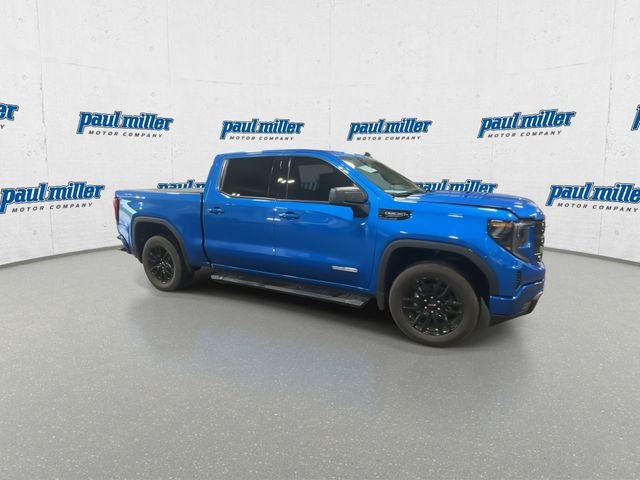Used 2024 Blue GMC Elevation image 13